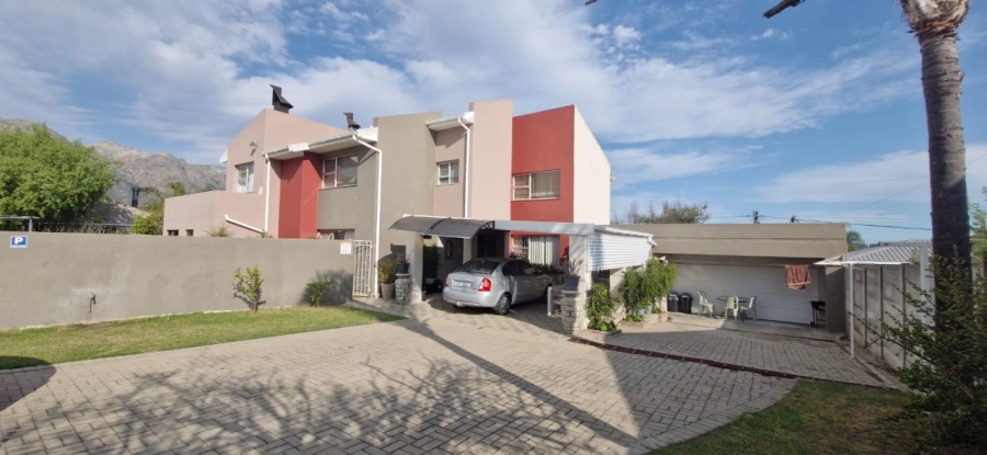 15 Bedroom Property for Sale in Porterville Western Cape